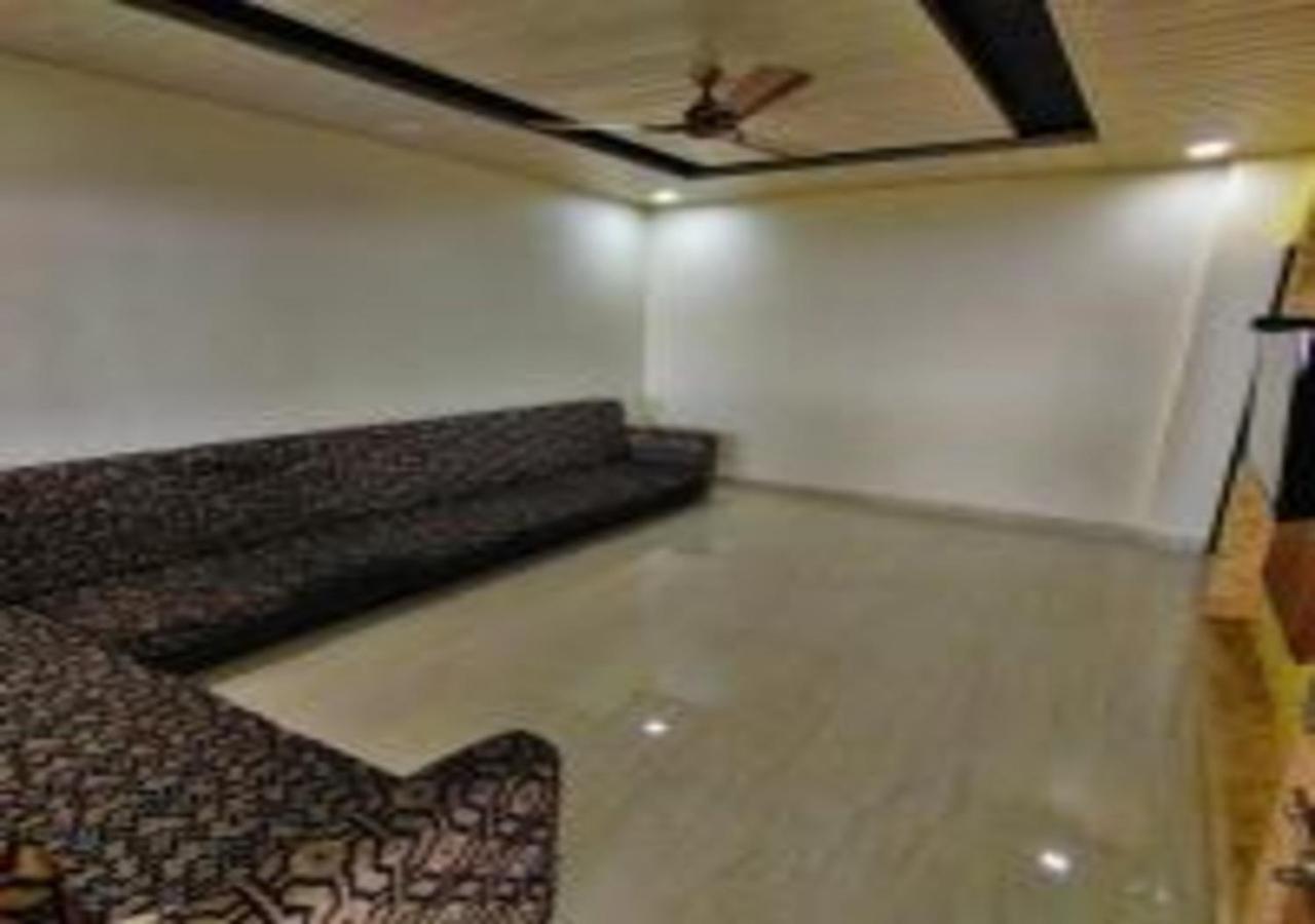 D-Lite Cottage ماهاباليشوار المظهر الخارجي الصورة